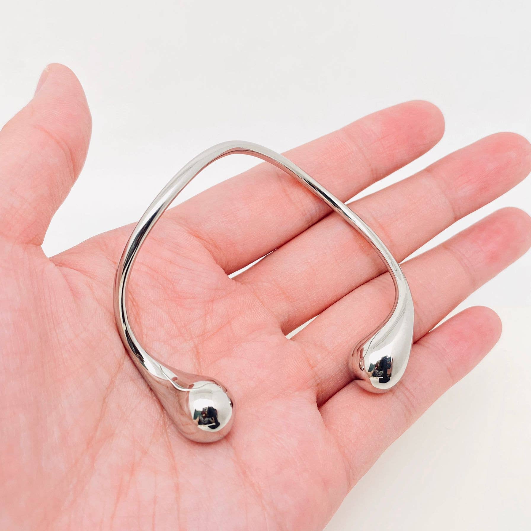 Double Drops 18K Gold Plated Stainless Steel Bangle - FGS