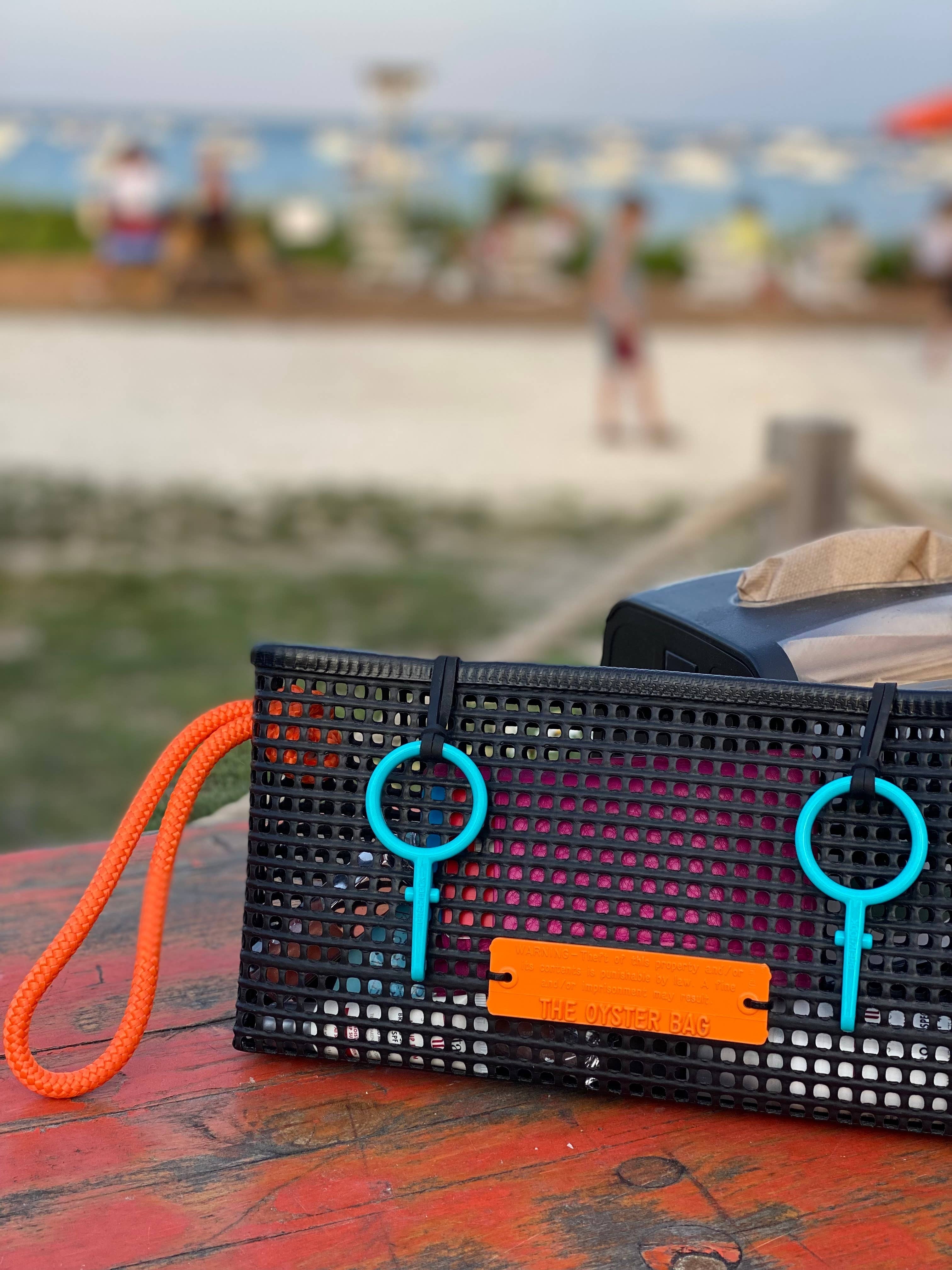 THE CLUTCH - Oyster Bag