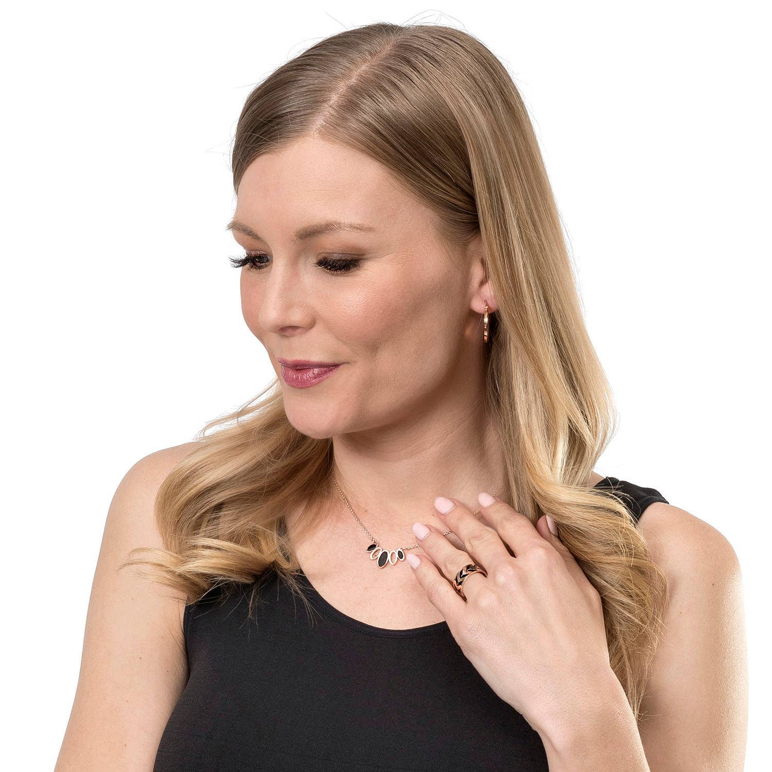 Hypoallergenic Stainless Steel Chevron Ring: Black