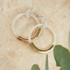 Sloane Tortoiseshell Post Bar Acrylic Hoop Earring: Snow Tortoise