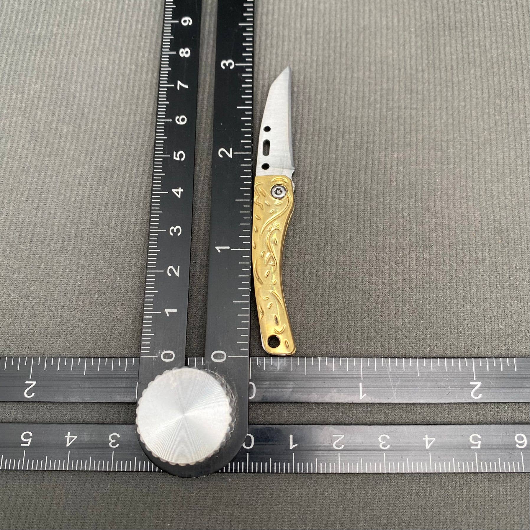 Portable Brass Handle Foldable Stainless Steel Knife