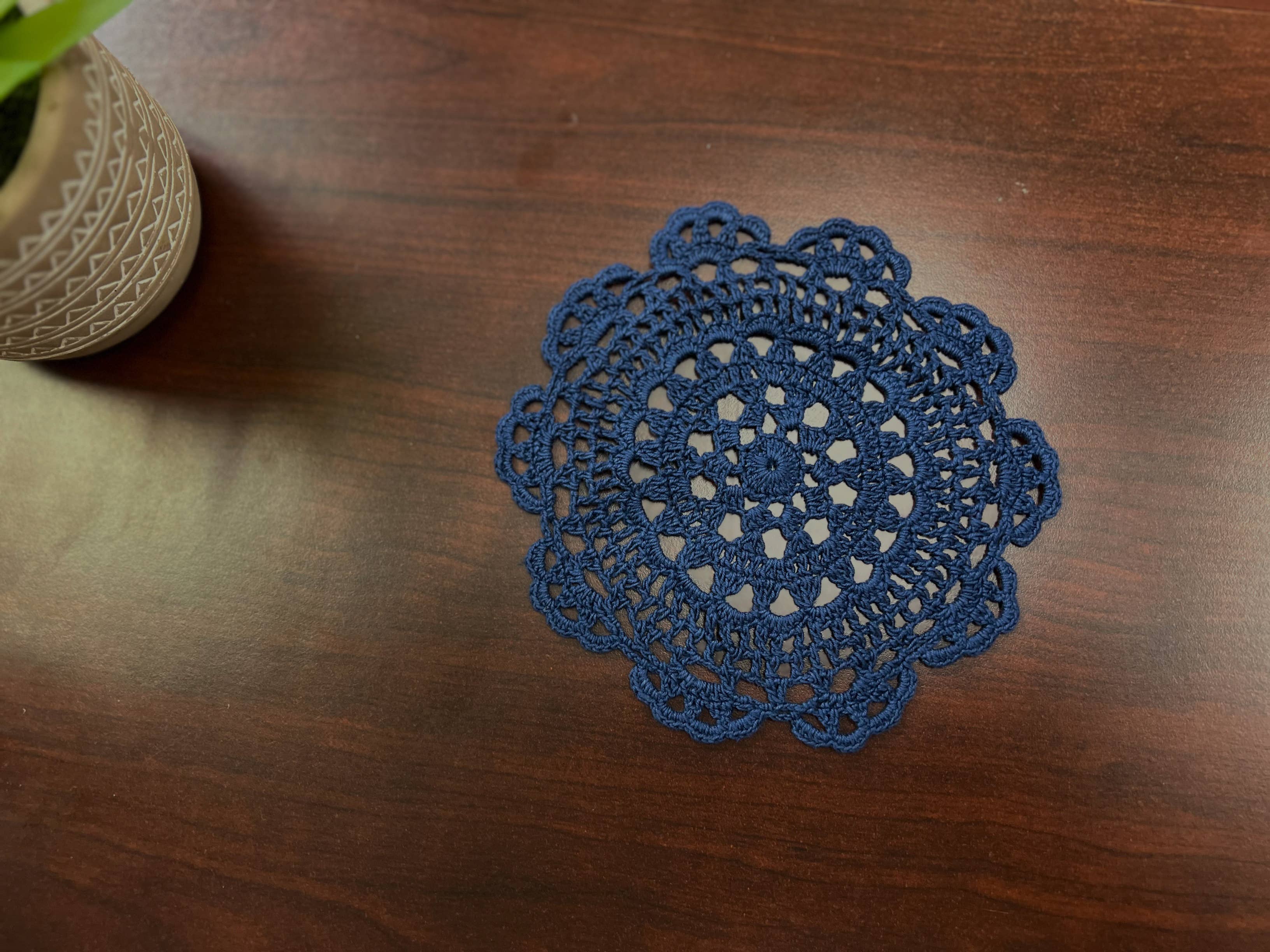 Annie’s Treasures Doilies Medallion